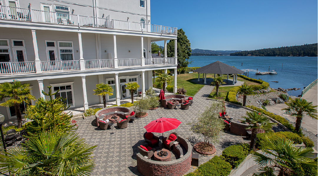 Side view of the Prestige Oceanfront Resort Sooke Luxury Collection Side view of the Prestige Oceanfront Resort Sooke Luxury Collection