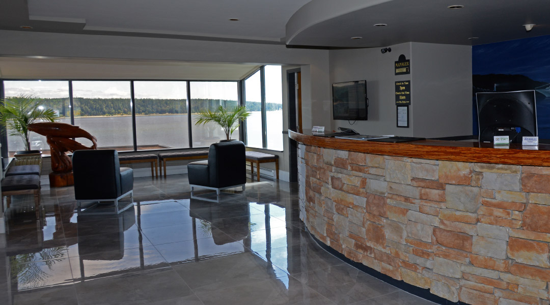 Lobby with view of the ocean Lobby with view of the ocean