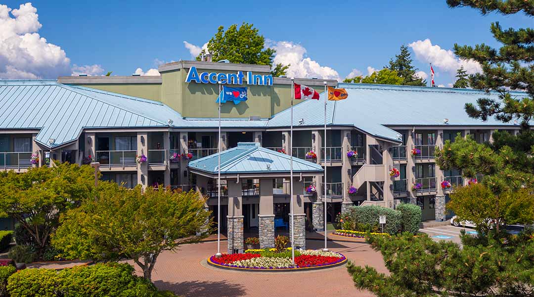 Exterior shot of Accent Inns Vancouver Airport Exterior shot of Accent Inns Vancouver Airport