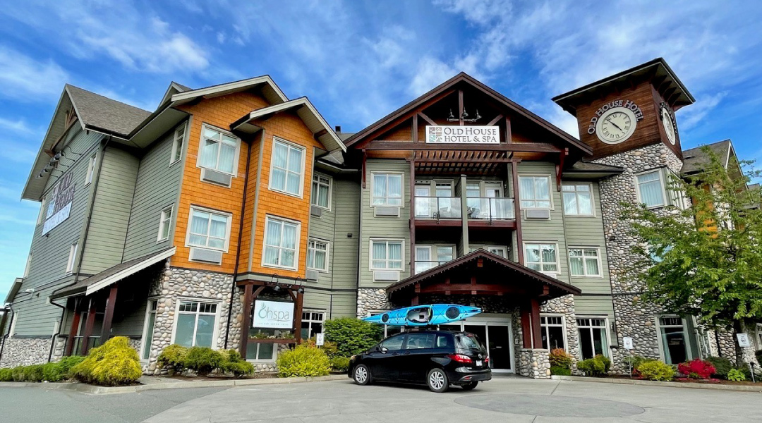Exterior of Old House Hotel and Spa in Courtenay Exterior of Old House Hotel and Spa in Courtenay