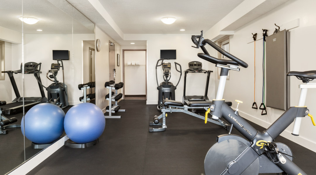 Fitness area at the Days Inn by Wyndham Victoria Airport Sidney Fitness area at the Days Inn by Wyndham Victoria Airport Sidney