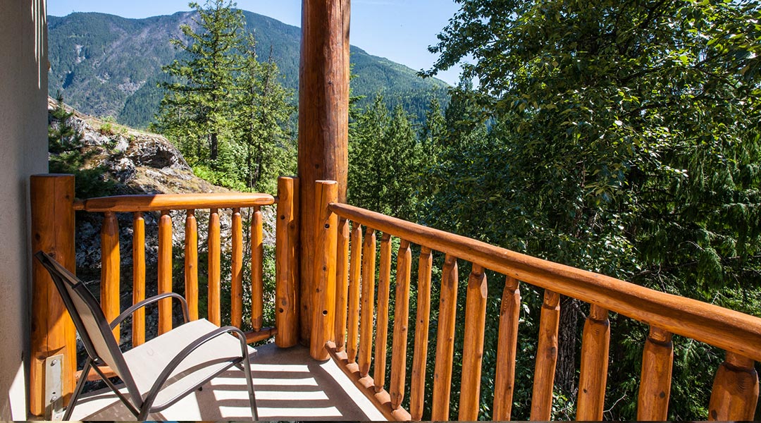 Thebalcony with mountain views in the premium room at the Coast Hillcrest Hotel in Revelstoke Thebalcony with mountain views in the premium room at the Coast Hillcrest Hotel in Revelstoke
